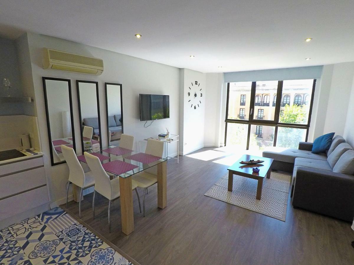 Apartamento Boulevard Gran Capitan Cordoba Exterior photo